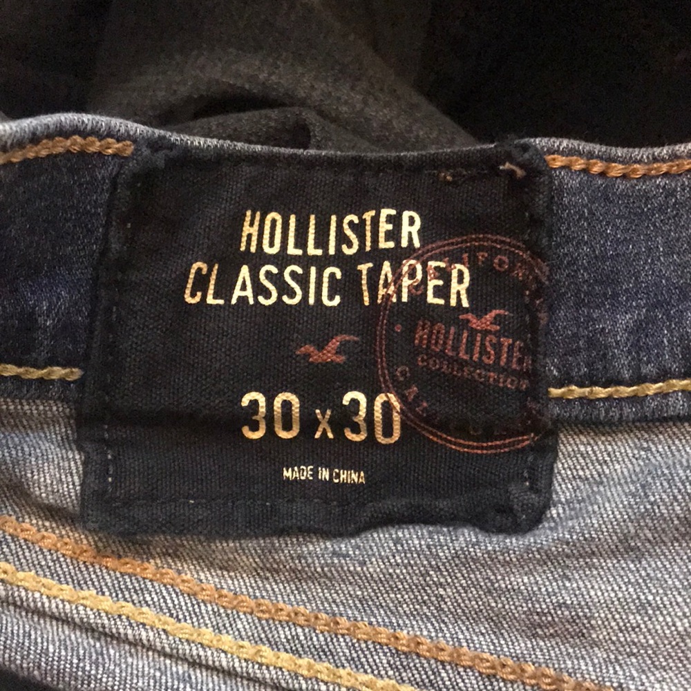 Hollister Distressed Classic Taper Jeans 30x30 - Picture 5 of 7